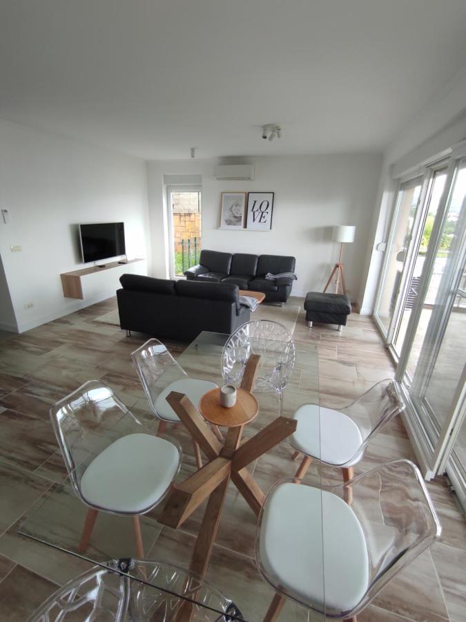 Panorama Apartment